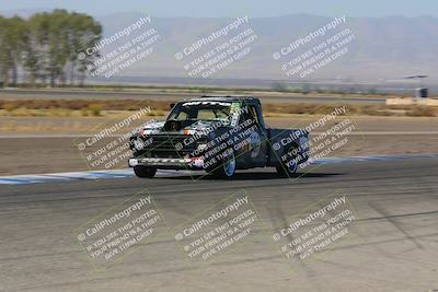 media/Oct-01-2022-24 Hours of Lemons (Sat) [[0fb1f7cfb1]]/10am (Front Straight)/